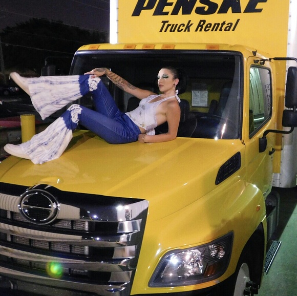 Last Two🔦Tie Dye Bell Bottom Leggings - Picture 8 of 8